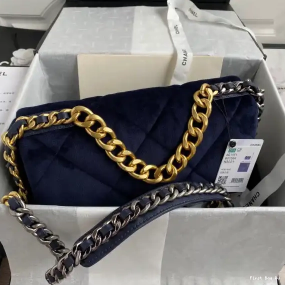 Firstbag Ru 19 FLAP CHANEL BAG 0629